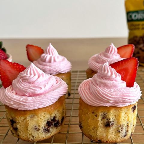 CUPCAKES DE CHOCOLATE Y FRESA