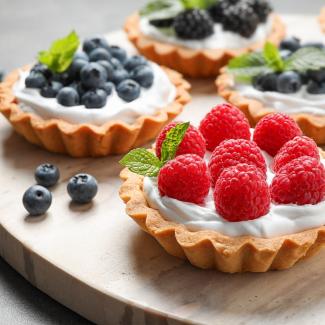 TARTALETA CON FRESAS Y CHOCOLATE BLANCO